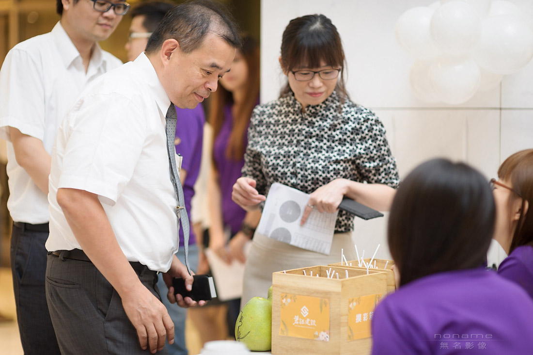 活動紀錄,中秋晚會,尾牙,春酒,裕元花園飯店,遇見喬安娜,磐鈺建設,徐曉瑩Carmen,小丑魔幻秀,波波打嗝氣泡飲,MAMAK檔馬來料理,羅布森冊惦,活動攝影