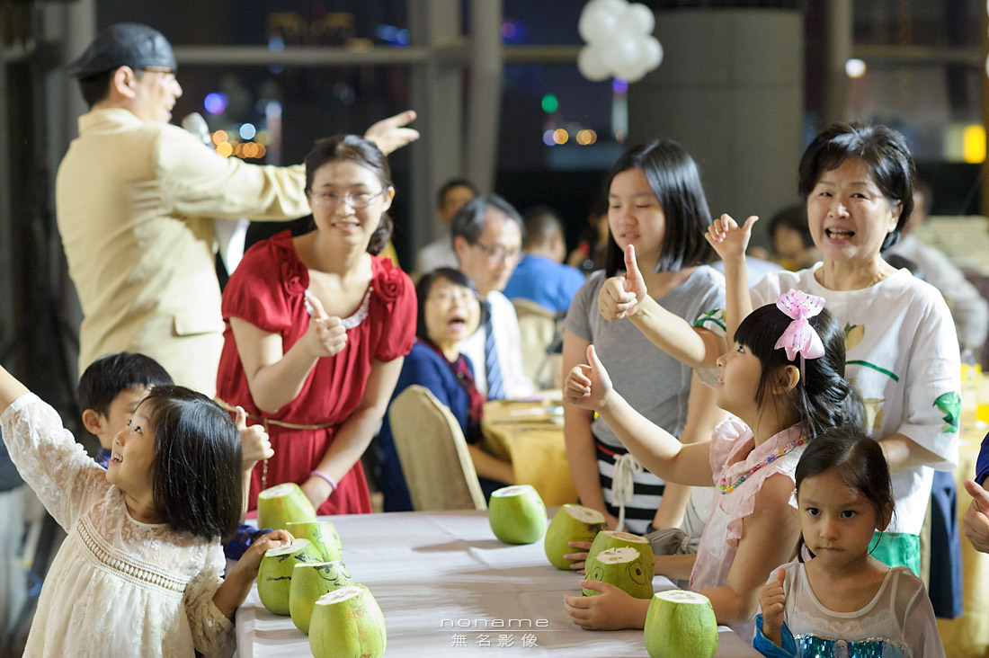 活動紀錄,中秋晚會,尾牙,春酒,裕元花園飯店,遇見喬安娜,磐鈺建設,徐曉瑩Carmen,小丑魔幻秀,波波打嗝氣泡飲,MAMAK檔馬來料理,羅布森冊惦,活動攝影