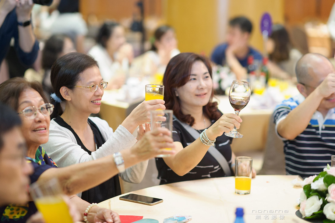 活動紀錄,中秋晚會,尾牙,春酒,裕元花園飯店,遇見喬安娜,磐鈺建設,徐曉瑩Carmen,小丑魔幻秀,波波打嗝氣泡飲,MAMAK檔馬來料理,羅布森冊惦,活動攝影
