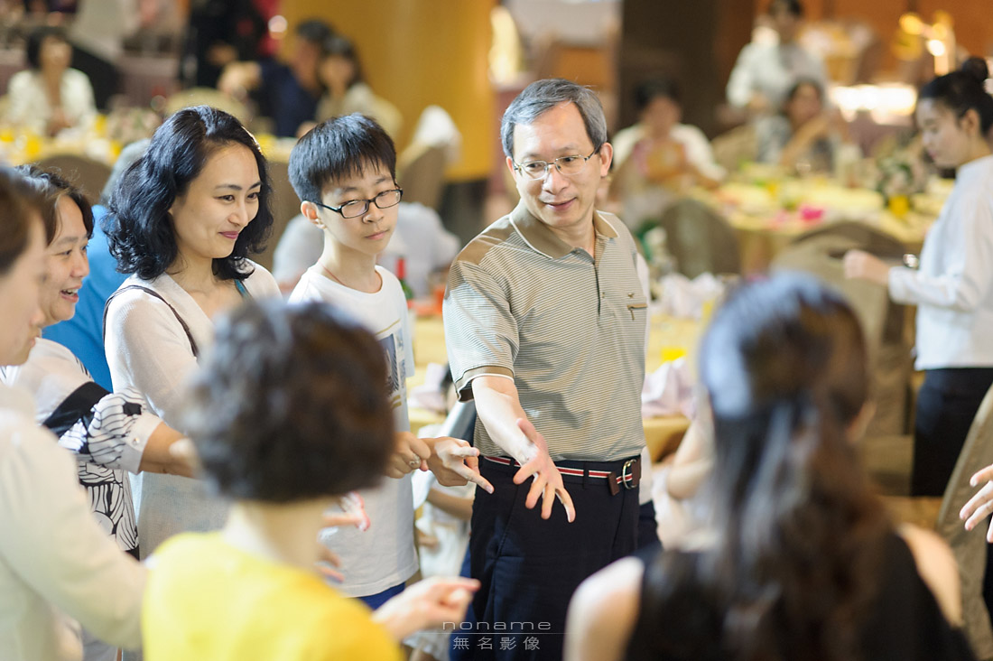 活動紀錄,中秋晚會,尾牙,春酒,裕元花園飯店,遇見喬安娜,磐鈺建設,徐曉瑩Carmen,小丑魔幻秀,波波打嗝氣泡飲,MAMAK檔馬來料理,羅布森冊惦,活動攝影