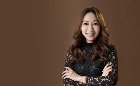 個人形象照、醫師形象照、教師形象照、講師形象照、公司形象照、美睫美甲形象照、商品形象照、美髮宣傳照、試鏡照、Model宣傳照、醫美術後照....等各類宣傳用的都有拍攝喔